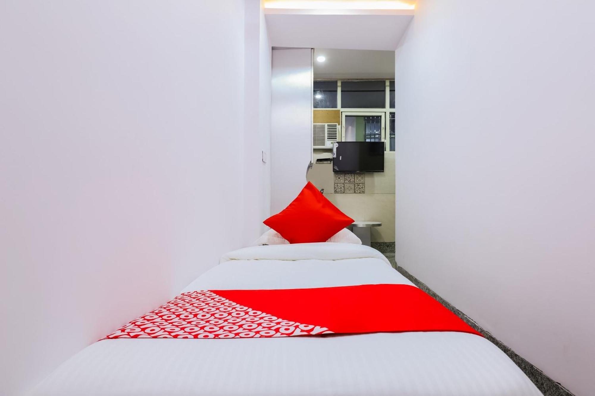 Hotel O New Tech India Делі Екстер'єр фото