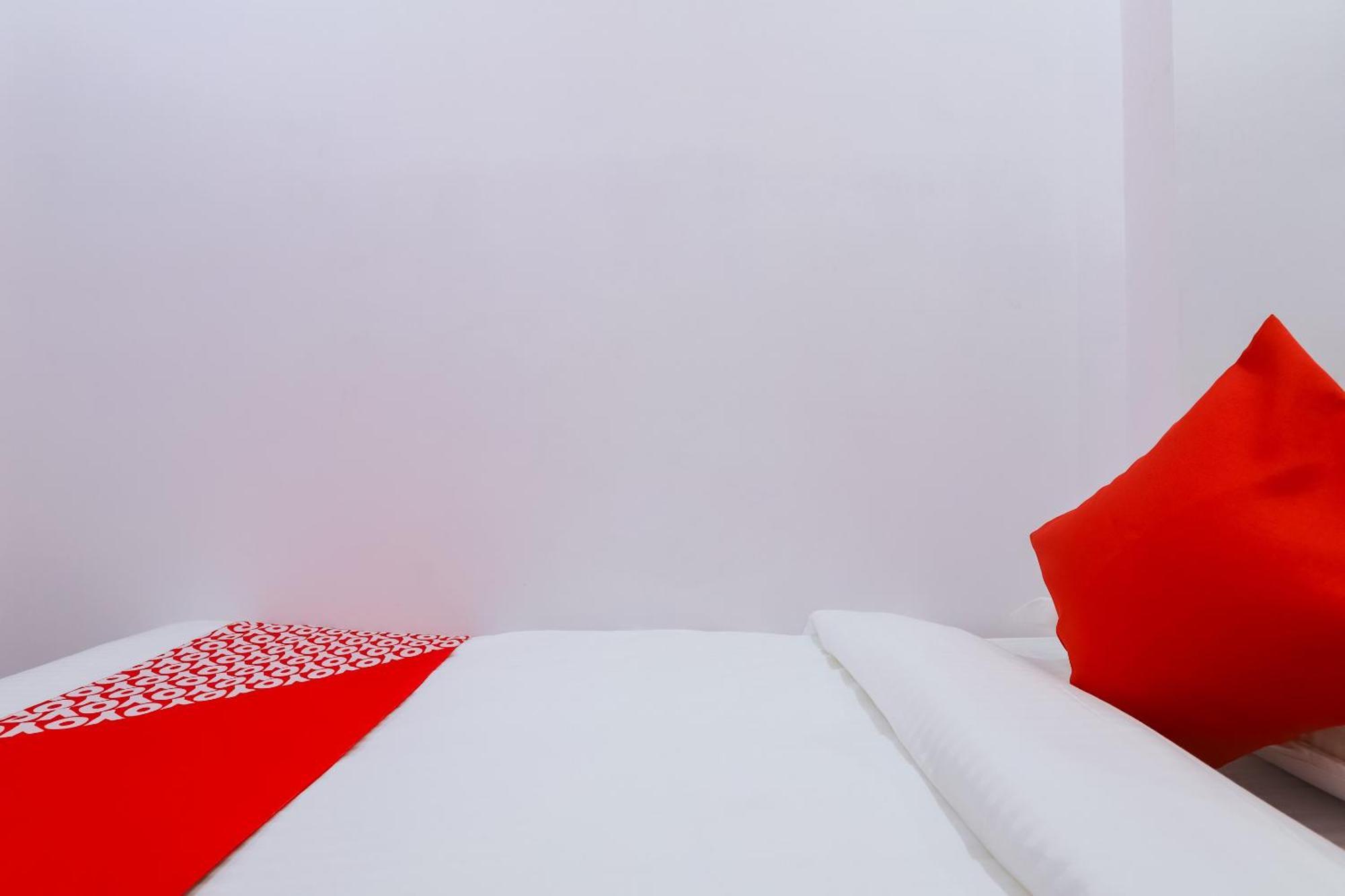 Hotel O New Tech India Делі Екстер'єр фото