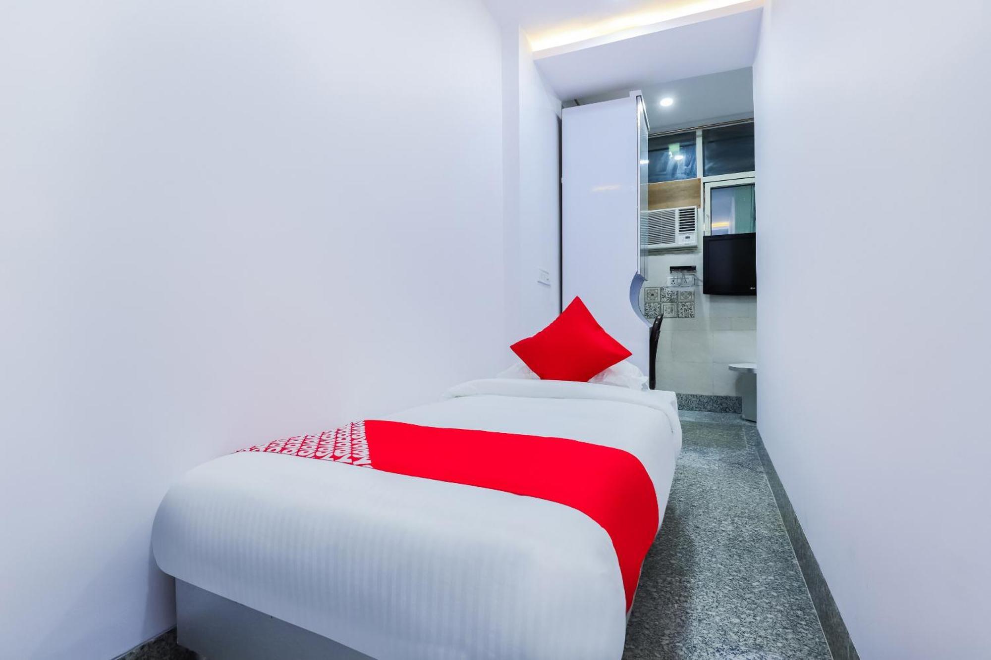 Hotel O New Tech India Делі Екстер'єр фото